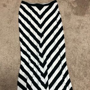 White House black market maxi skirt